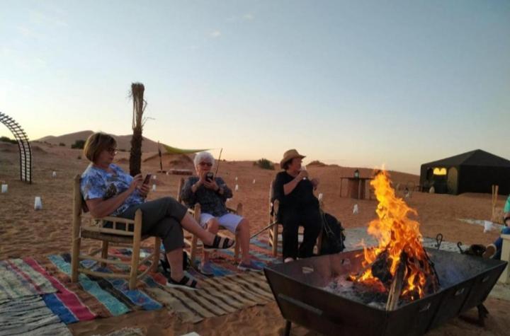 Merzouga Top Luxury Camp Eksteriør bilde