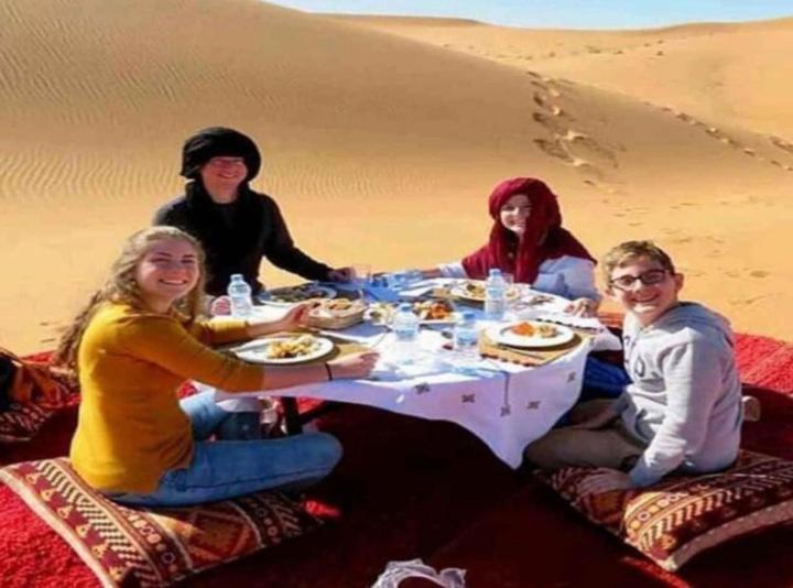 Merzouga Top Luxury Camp Eksteriør bilde